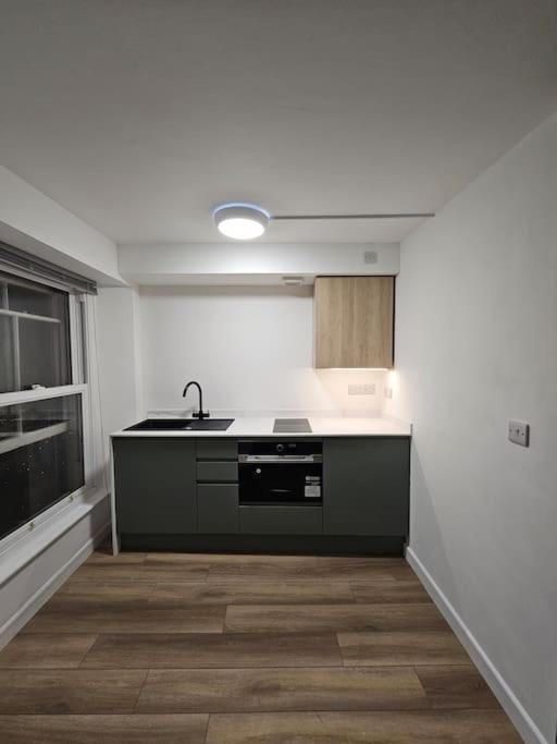 Beautiful And Bright !! Town/Harbour Apartment #2 Penzance Exteriör bild