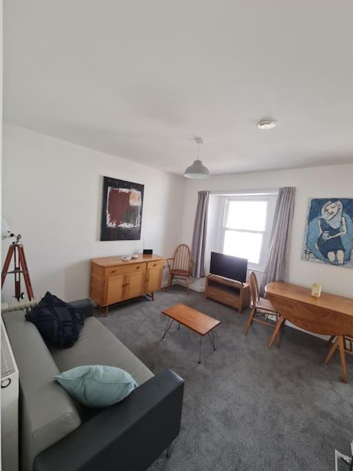 Beautiful And Bright !! Town/Harbour Apartment #2 Penzance Exteriör bild